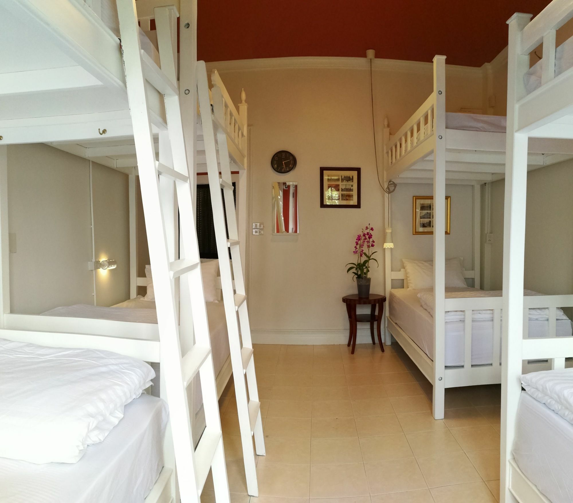 Nhà trọ Bed In Town *