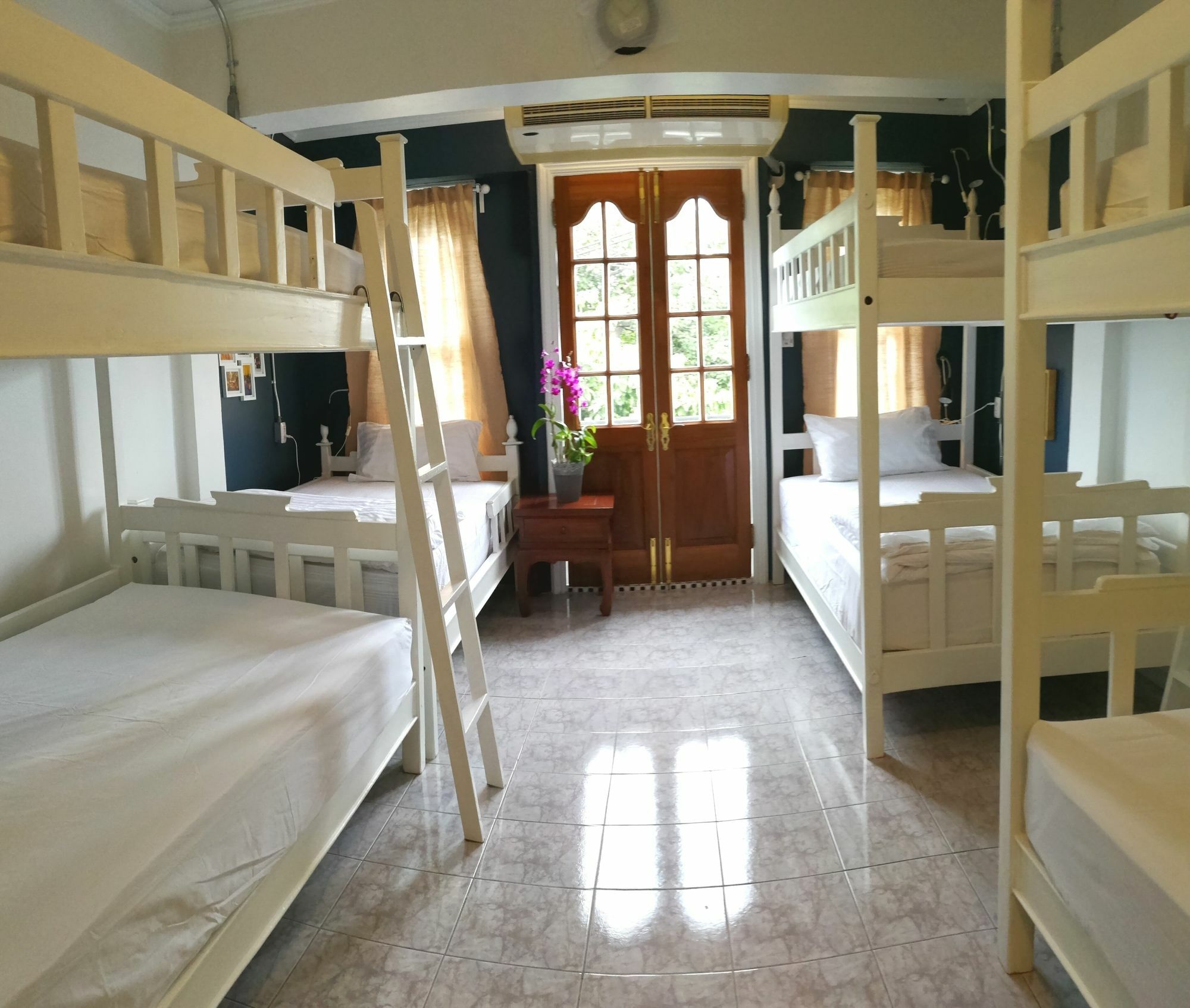 Nhà trọ Bed In Town